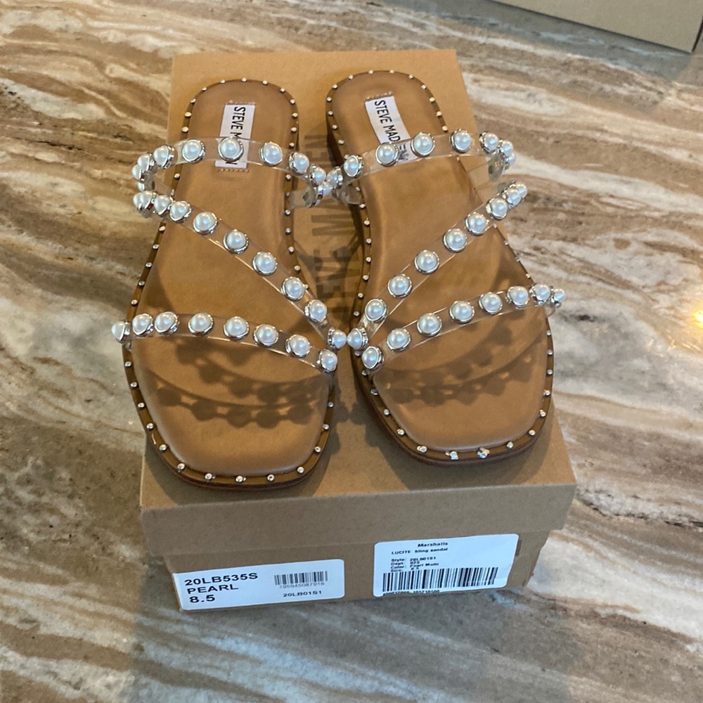 NIB Steve Madden slides!❤️❤️
